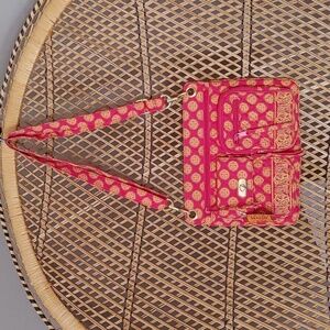 NWT MaggiB French Country Cross Body Bag Red Mosaic